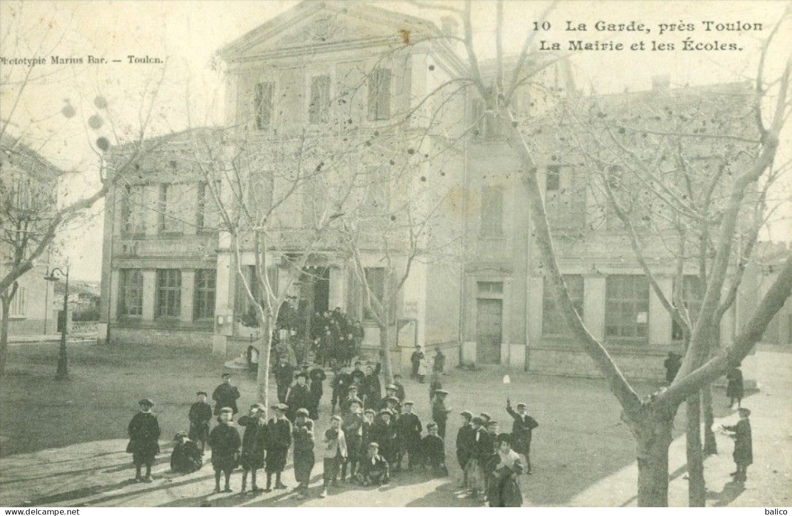 La Garde, La Mairie Et Les Ecoles - La Garde