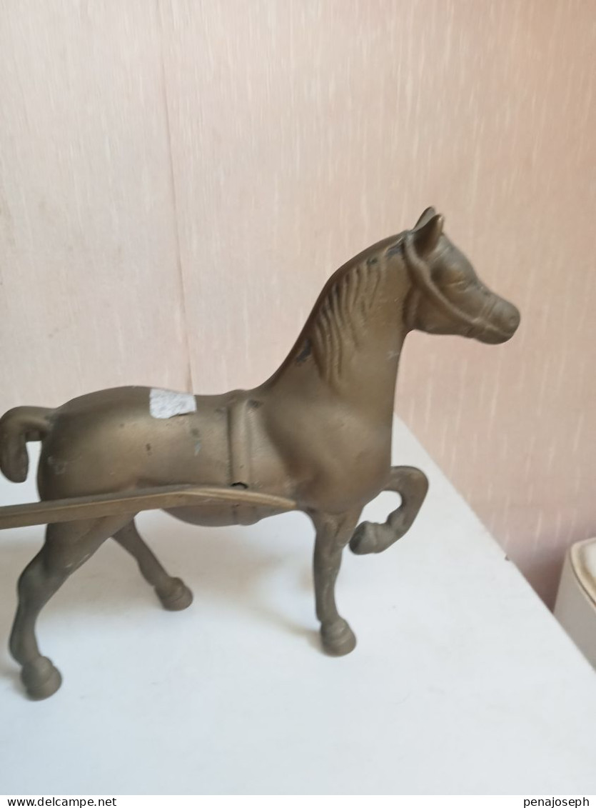 cheval et charette en laiton ou bronze longueur 27 cm hauteur 14 cm