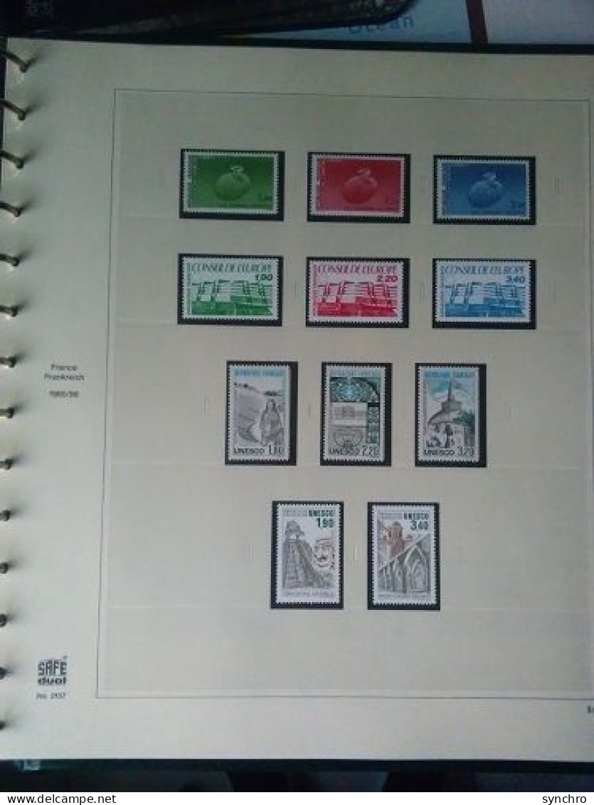 Album SAFE  de 1980 a 1989 complet timbre neuf tres bon etat conseil de l'europe  unesco , 5 carnets personnages ce