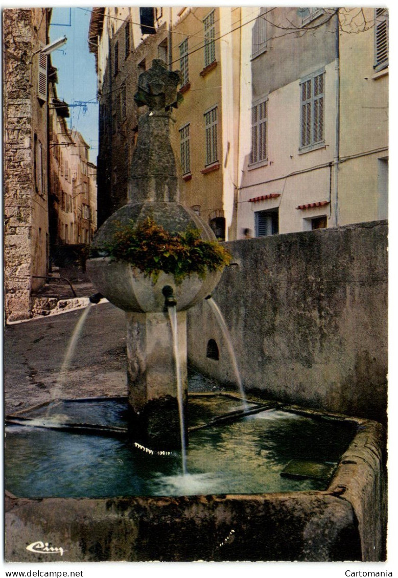 Callas - La Fontaine Basse - Callas
