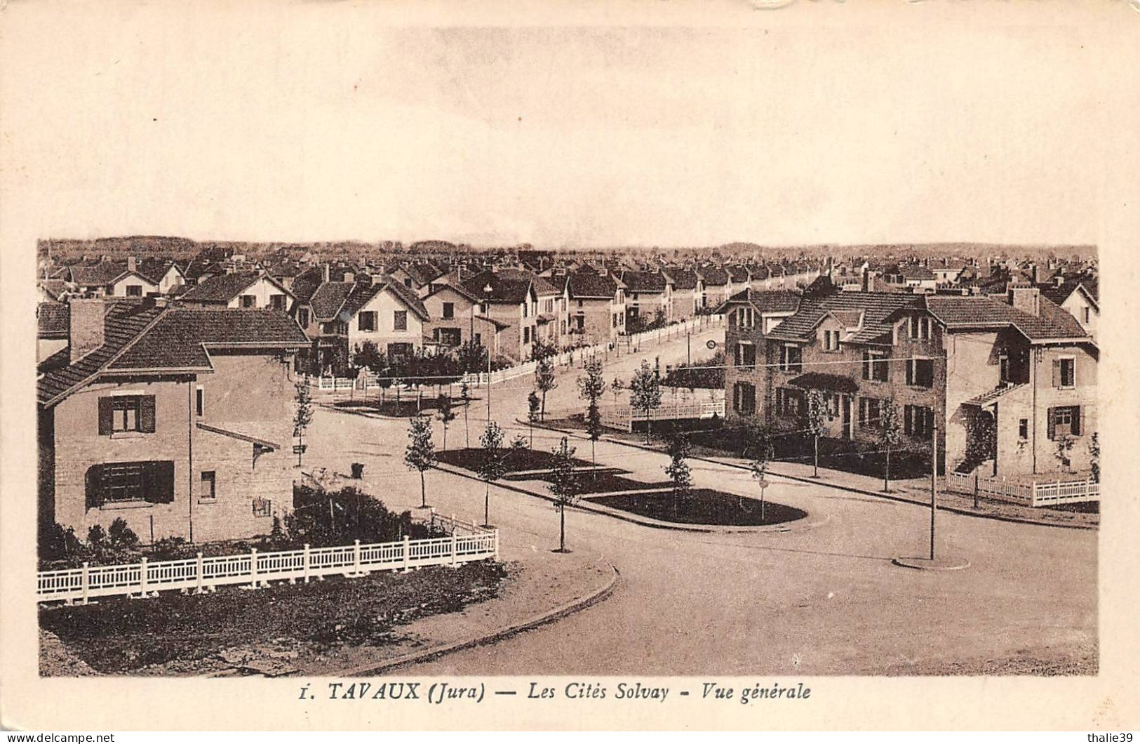 Tavaux Cités Solvay Canton Chemin Près Dole - Tavaux