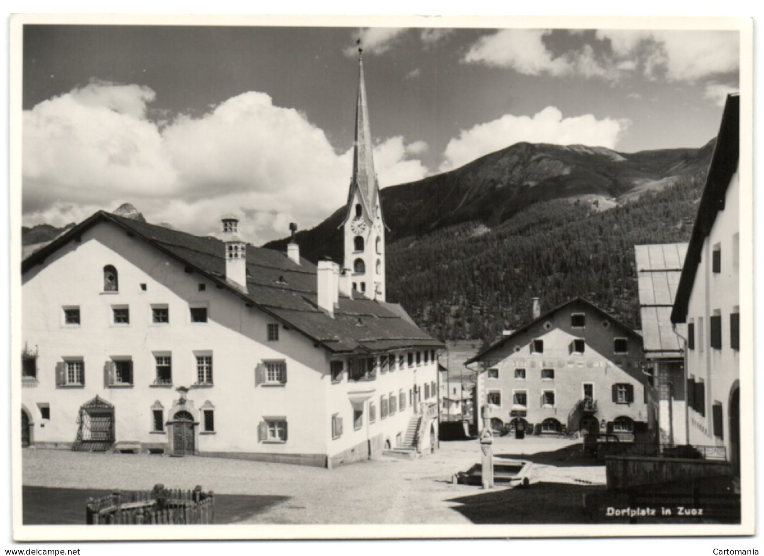 Dorfplatz In Zuoz - Zuoz