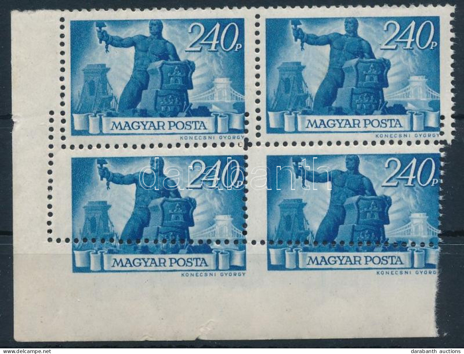 ** 1945 Újjáépítés 240P ívsarki Négyestömb Nagyon Látványosan Elfogazva / Mi 831 Corner Block Of 4 With Strongly Shifted - Autres & Non Classés