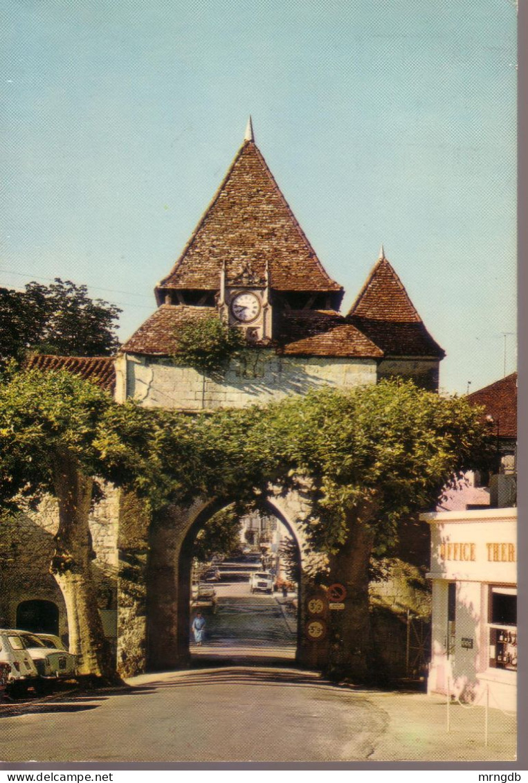 CPSM * 32 - Barbotan Les Thermes * Le Porche De L'eglise - Barbotan