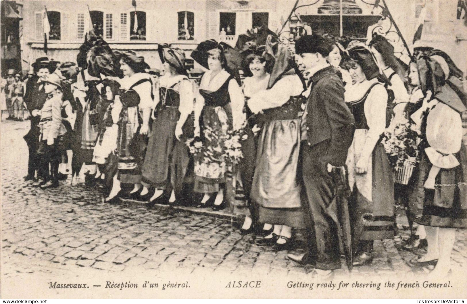 FRANCE -  Massevaux - Réception D'un Général - Animé  - Carte Postale  Ancienne - Masevaux