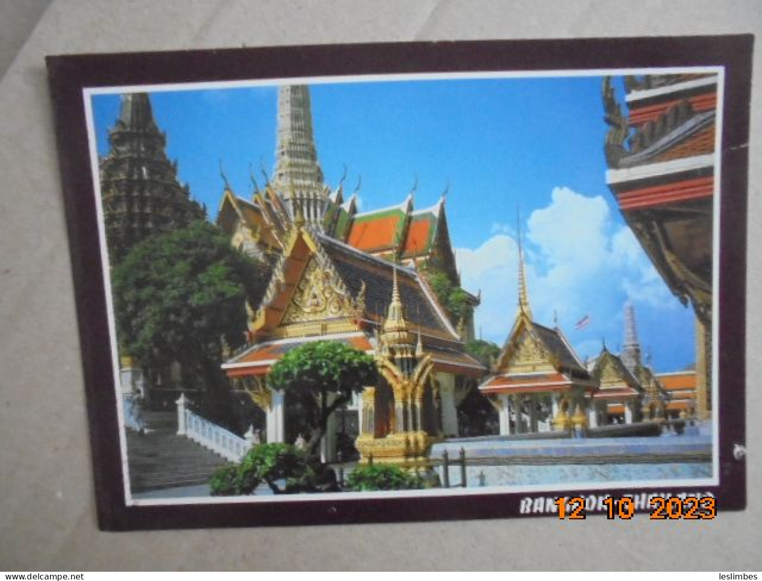 Bangkok, Thailand. Thai Arts In A Corner Of Wat Phrakaeu. Post Card From The Land Of Smile B255 - Thaïlande