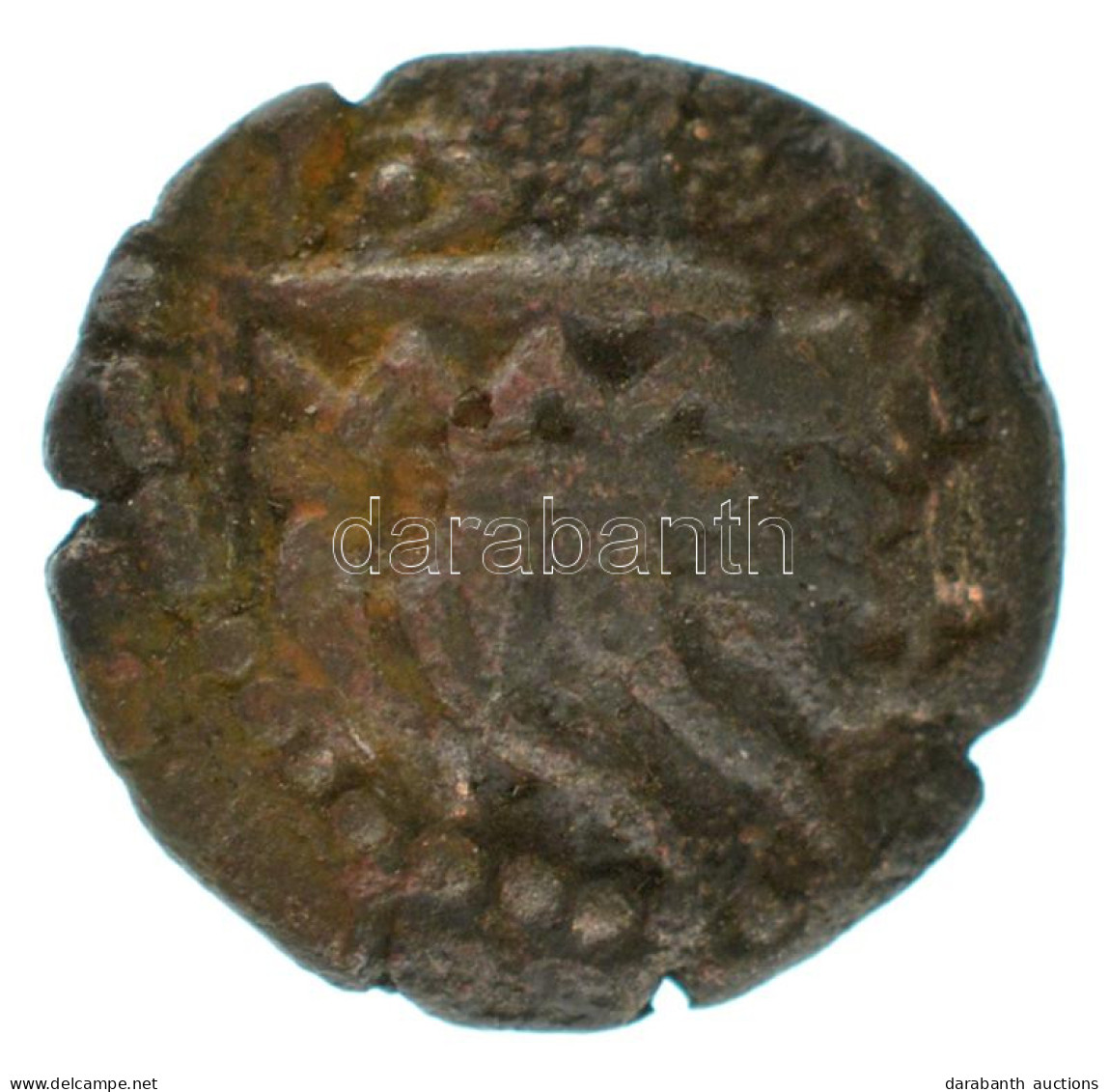 Kelták Kr.e. ~II-I. Század Bronz érme (2,45g) T:VF Celtic Tribes ~2nd-1st Century BC Bronze Coin (2,45g) C:VF - Ohne Zuordnung