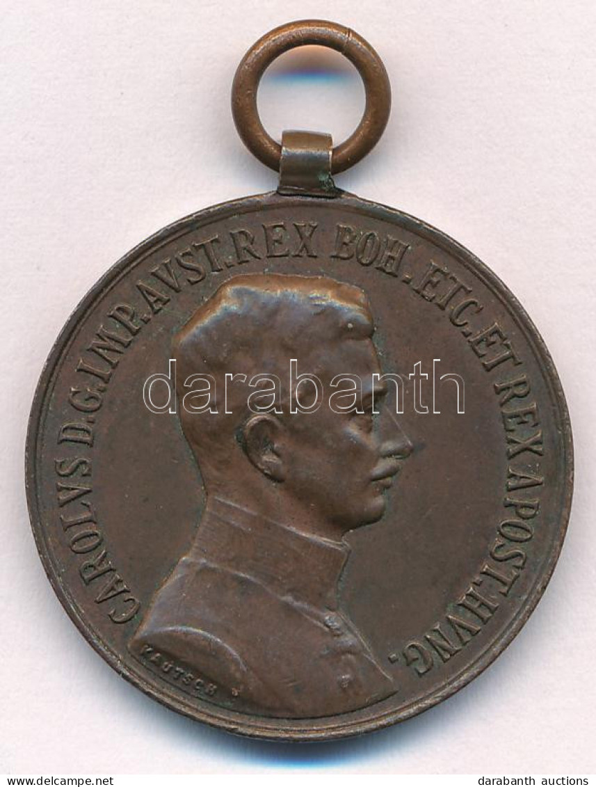 1917. "Károly Bronz Vitézségi Érem" Bronz Kitüntetés Mellszalag Nélkül. Szign.: Kautsch T:XF Hungary 1917. "Bronze Galla - Non Classificati