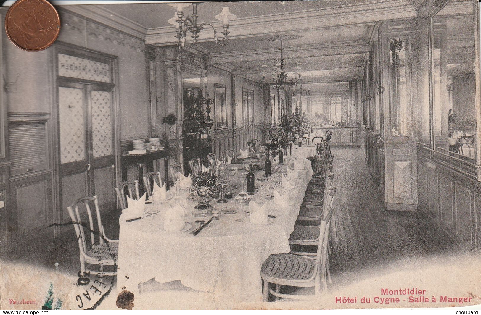 80 - Carte Postale Ancienne De  MONTDIDIER    Hotel Du CYGNE   Salle à Manger - Montdidier