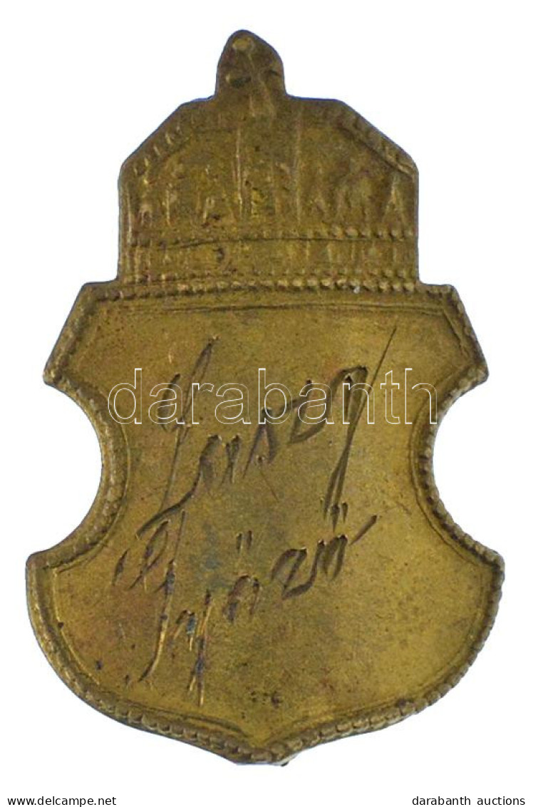 ~1920. Bronz Jelvény A Szent Koronával, "Jaszy Győző" Gravírozással T:XF - Unclassified