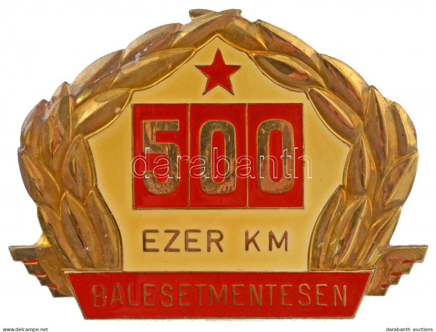 ~1980. "500 Ezer Kilométer Balesetmentesen" Kitüntető Autójelvény (72x97mm) T:2 - Sin Clasificación