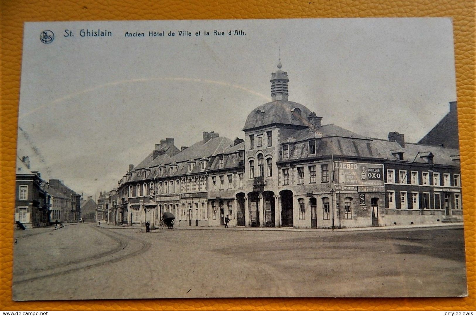 SAINT-GHISLAIN  -    Ancien Hôtel De Ville  Et La Rue D' Ath - Saint-Ghislain