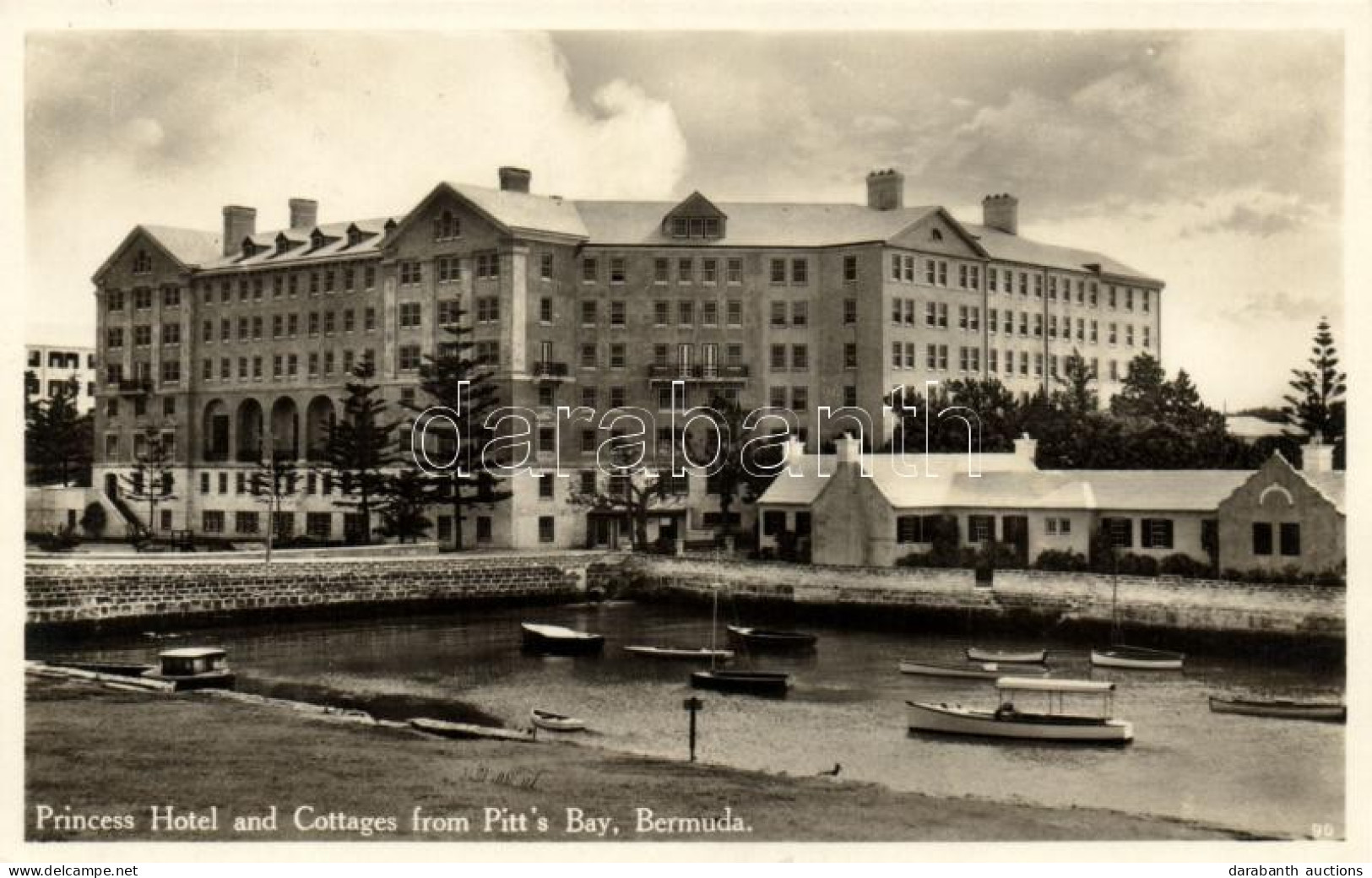 ** T2 Pitt's Bay, Bermuda; Princess Hotel And Cottages; Photocard - Non Classés