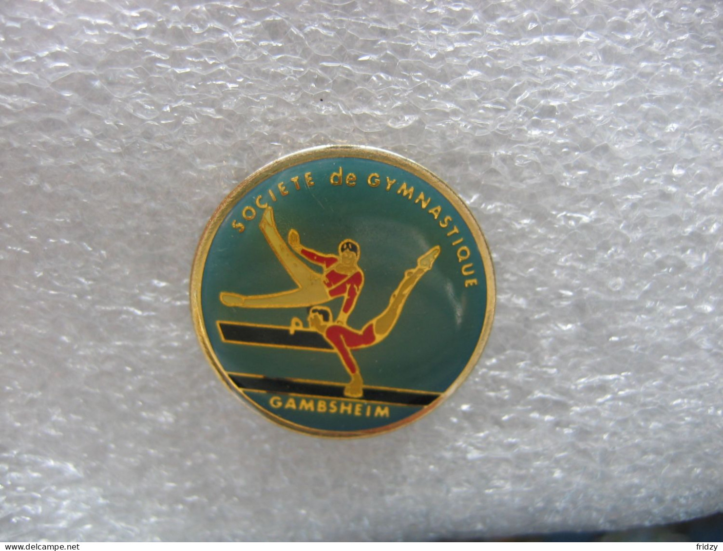 Pin's De La Société De Gymnastique De La Ville De GAMBSHEIM (Dépt 67) - Gymnastique