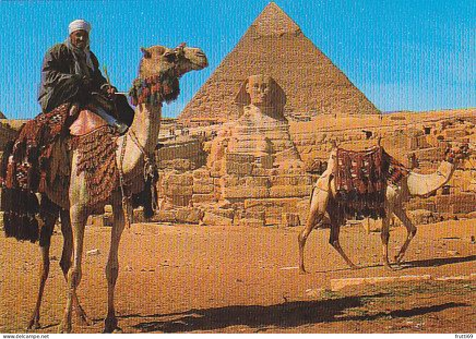 AK 171821 EGYPT - Giza - Camel Driver Near The Sphinx And Khefre Pyramid - Sphynx