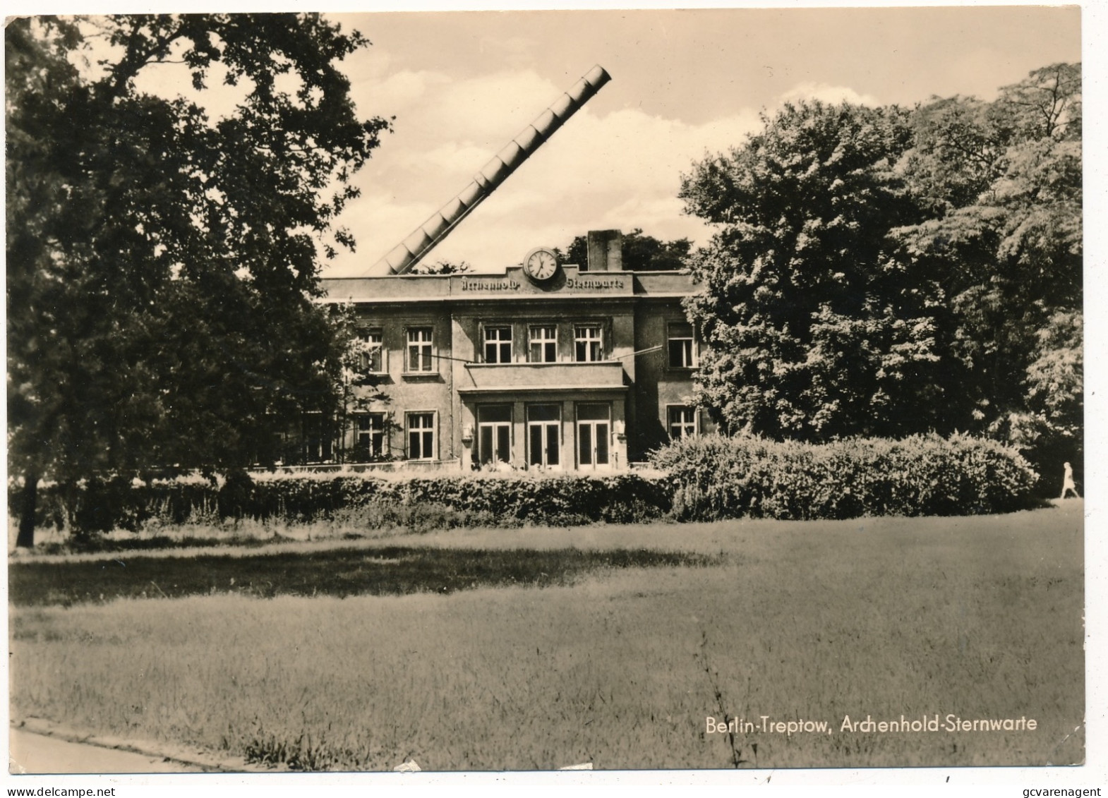 BERLIN TREPTOW  ARCHENHOLD STERNWARTE            2 SCANS - Treptow