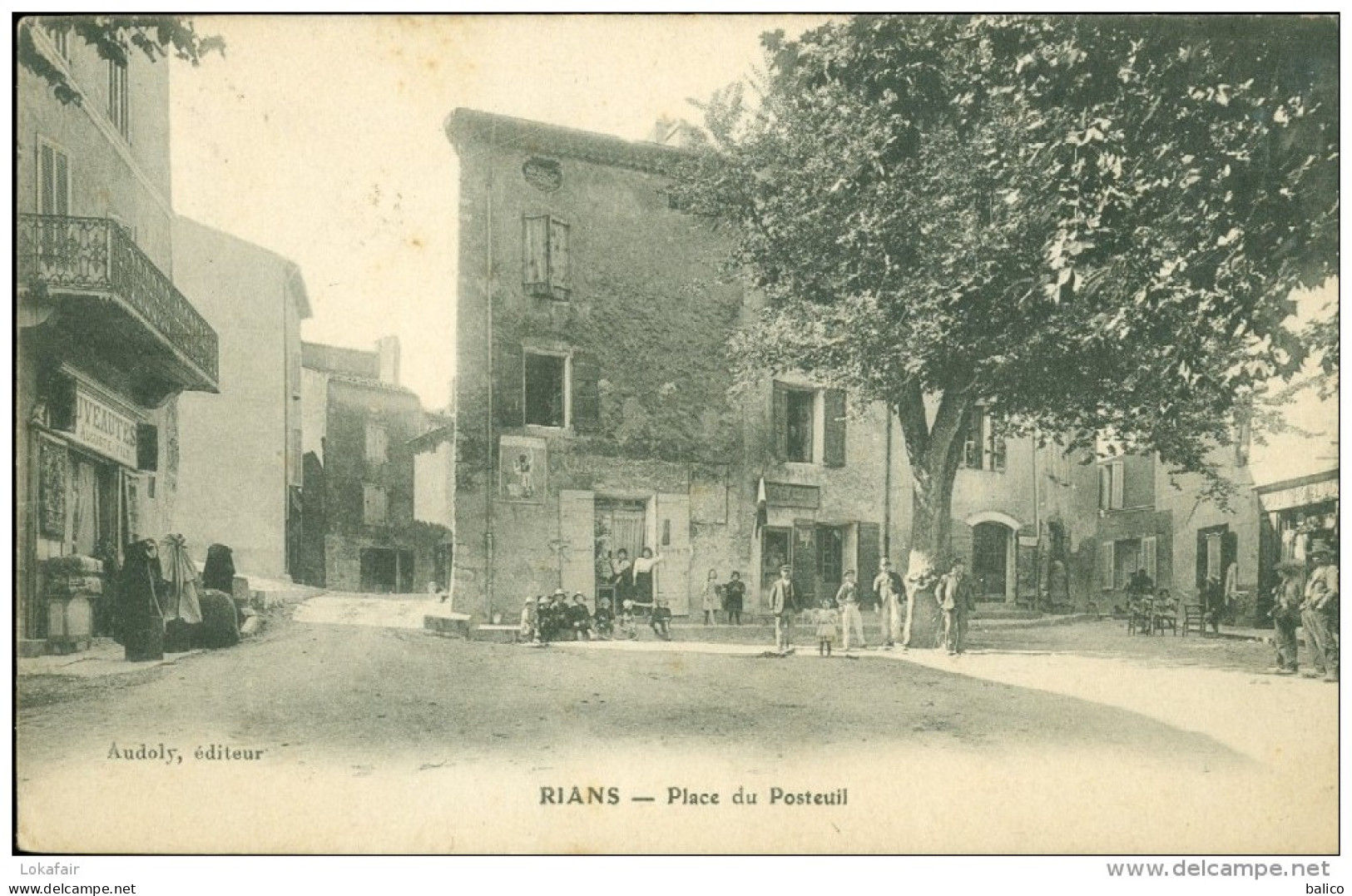 83 - Rians - Place Du Posteuil - Rians