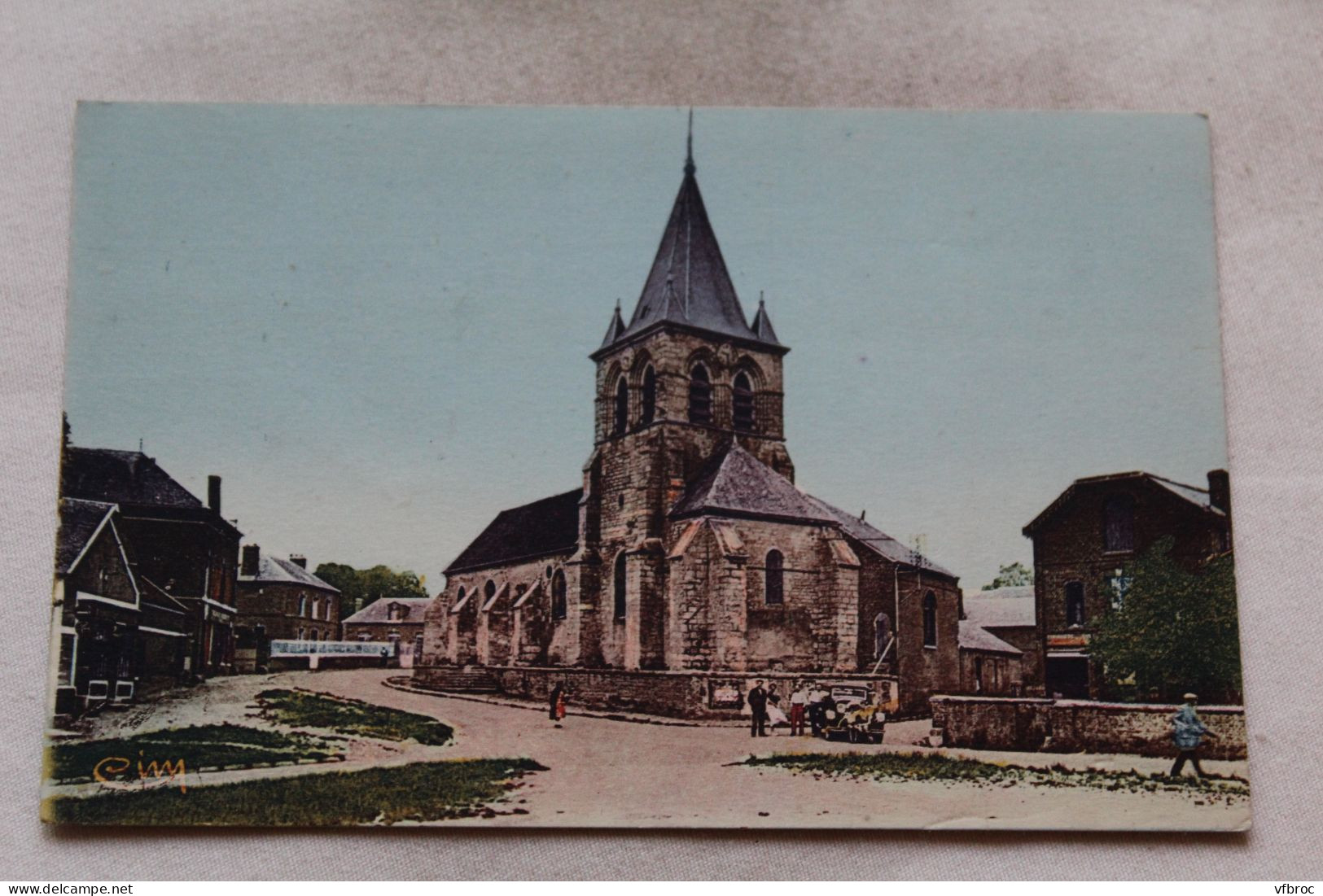 Cpsm 1950, Sainte Genevieve, L'église, Oise 60 - Sainte-Geneviève