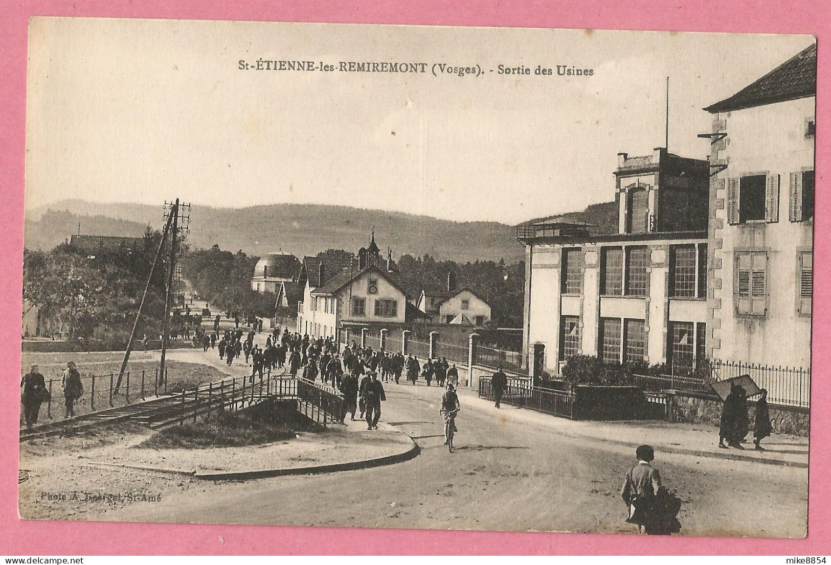 F2605  CPA  SAINT-ETIENNE-LES-REMIREMONT  (Vosges)  Sortie Des Usines - Ligne Tramway - Saint Etienne De Remiremont