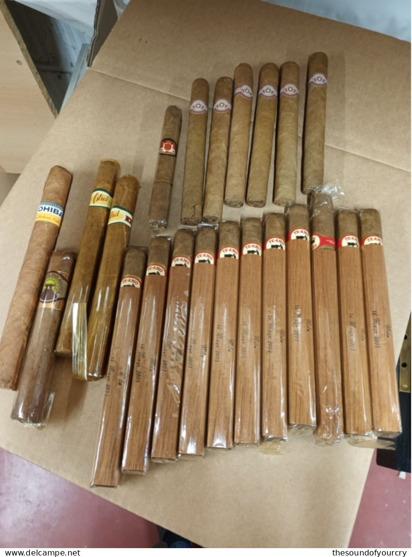 Sigarenbanden   Cuba Cohiba   22 Stuks - Scatola Di Sigari (vuote)