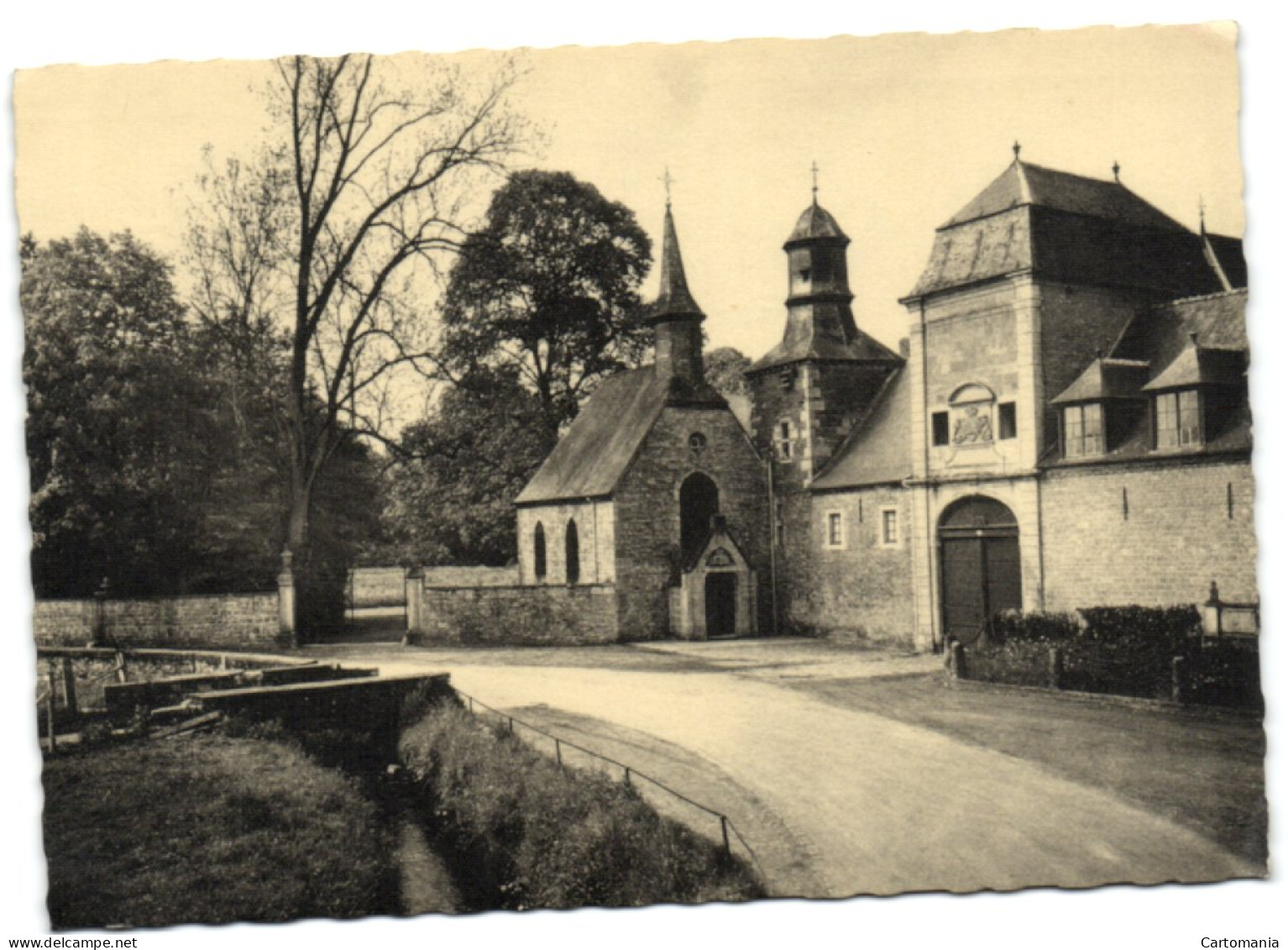 Ermeton S/Biert - Monastère Notre-Dame - Entré Principale Et Chapelle Castrale - Mettet