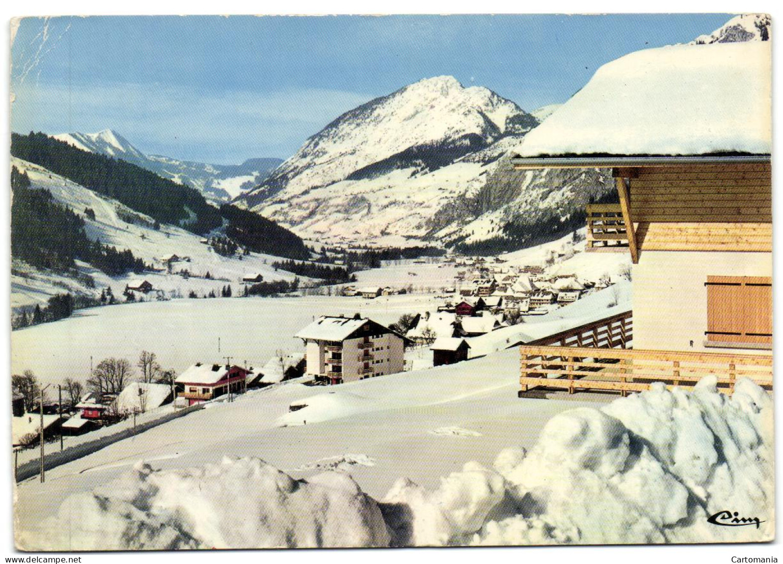 La Chapelle-d'Abondance - Vue Panoramique Générale Au Second Plan Hôtel Le Chabi - La Chapelle-d'Abondance