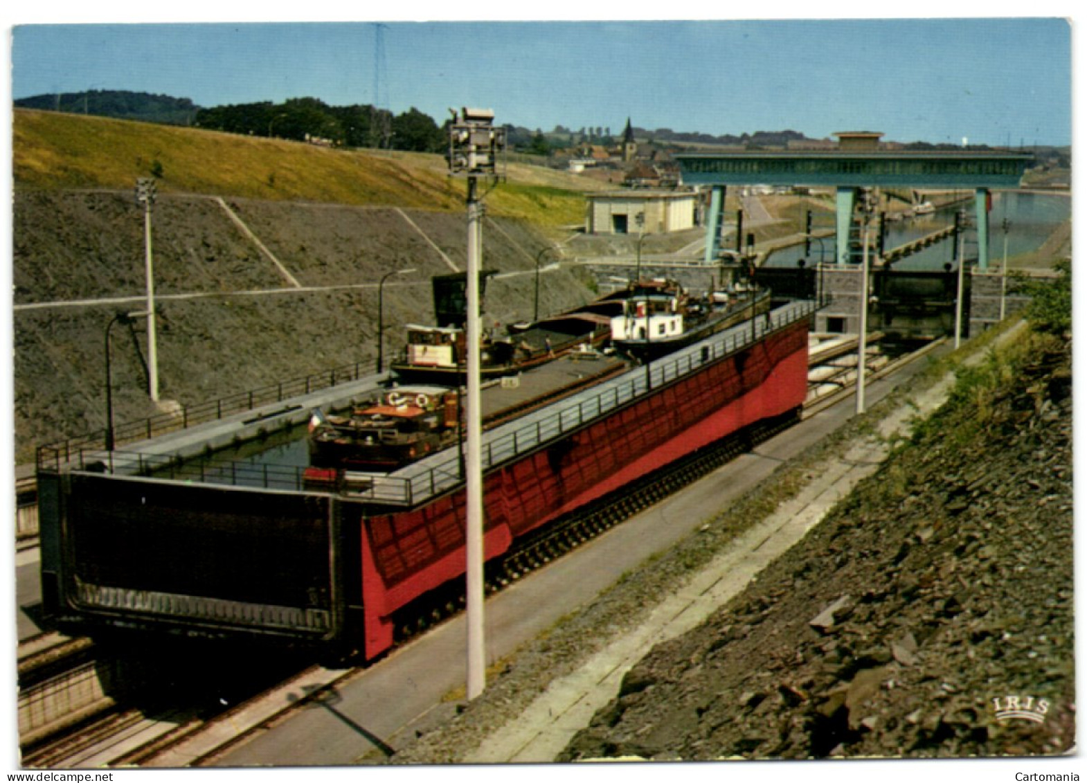 Ronquières - Un Des Bacs Transporte Trois Bateaux - Braine-le-Comte