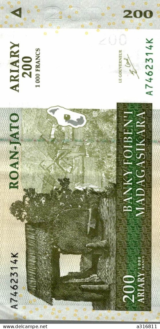 Billet 200 Ariary - Lithuania