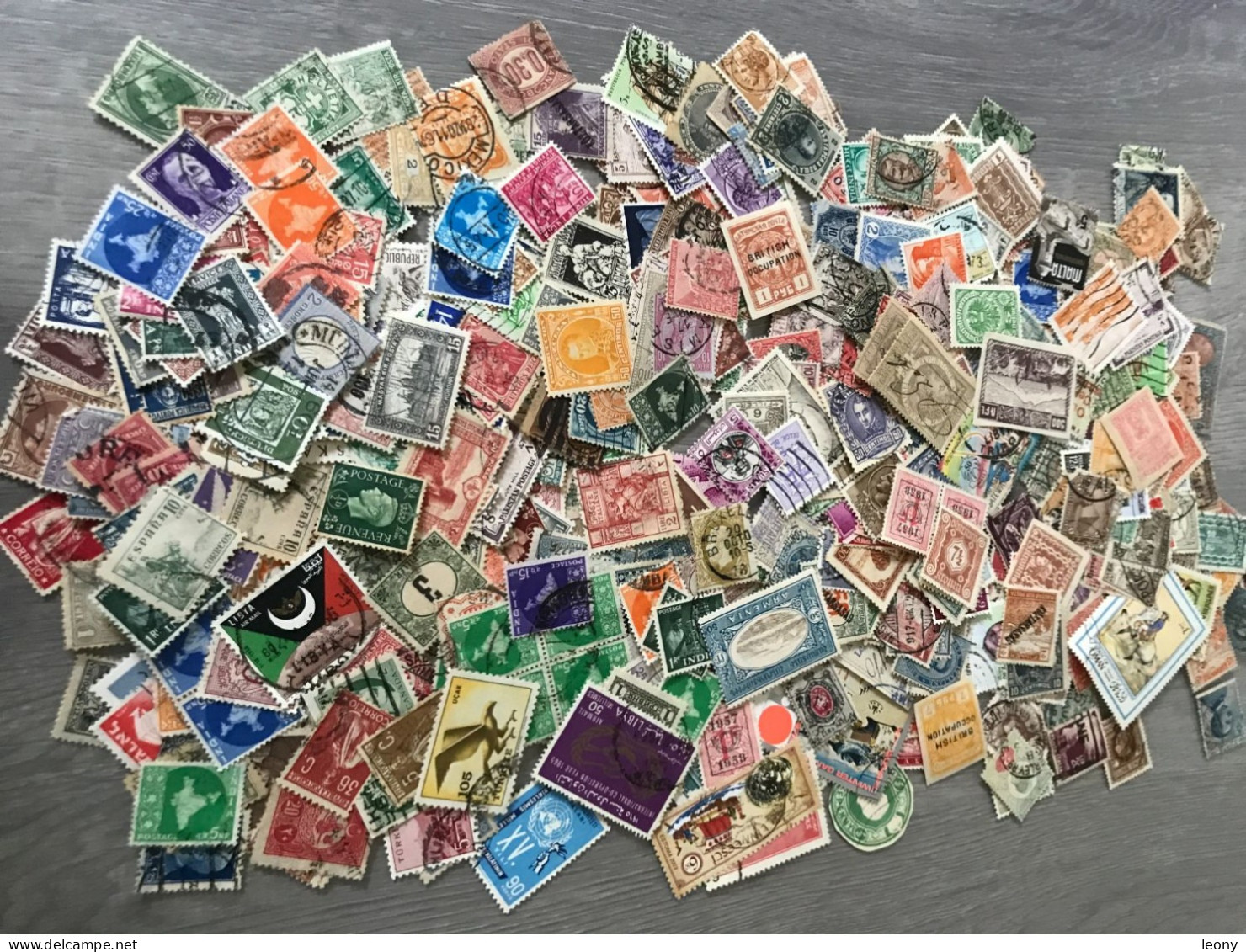 LOT D' Environ 9000 TIMBRES  De DIFFERENTS PAYS - OBLITERES - Kilowaar (min. 1000 Zegels)