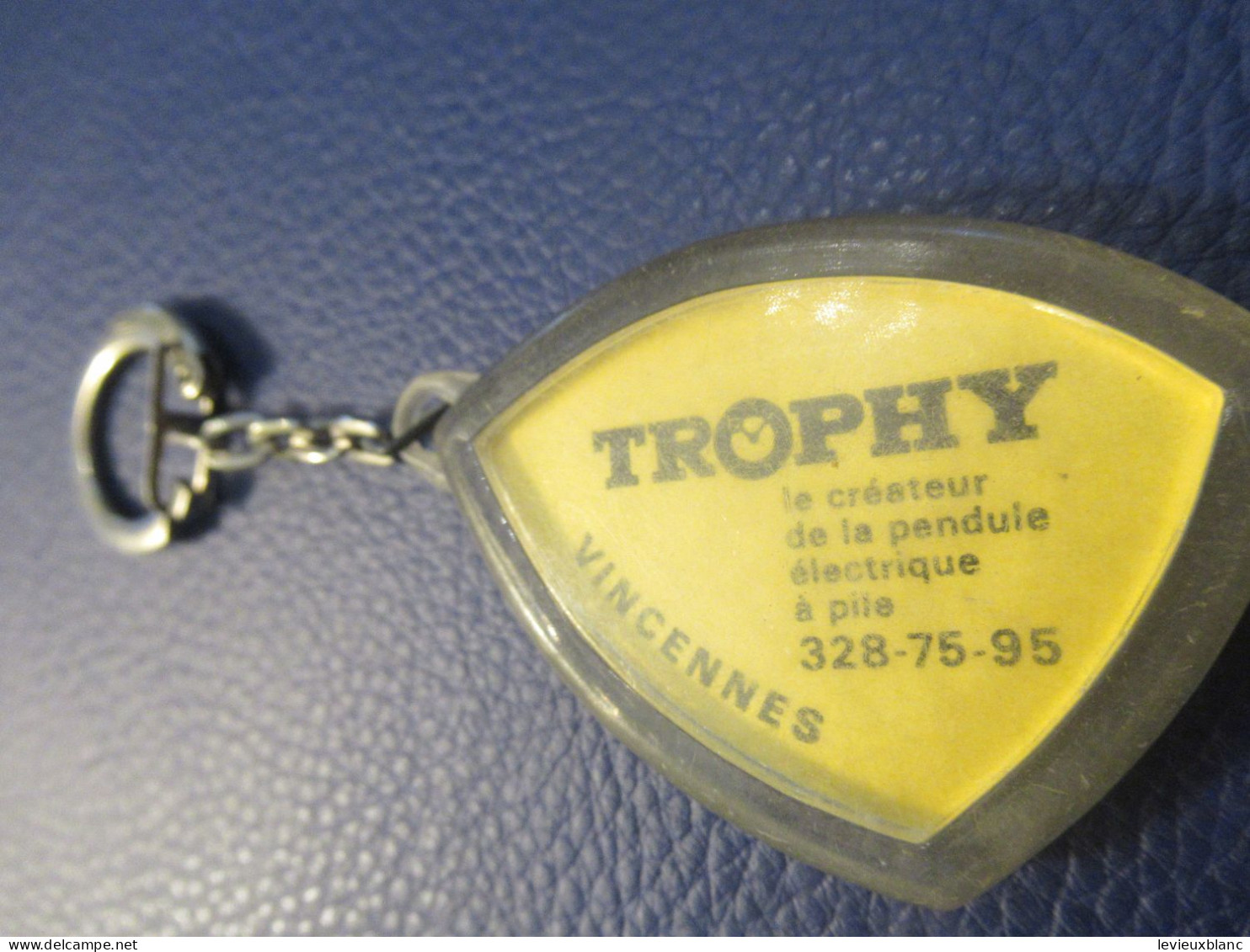 Porte-Clé Publicitaire Ancien /Horlogerie  / "TROPHY  " / Vincennes/Vers 1960-1970                   POC737 - Schlüsselanhänger