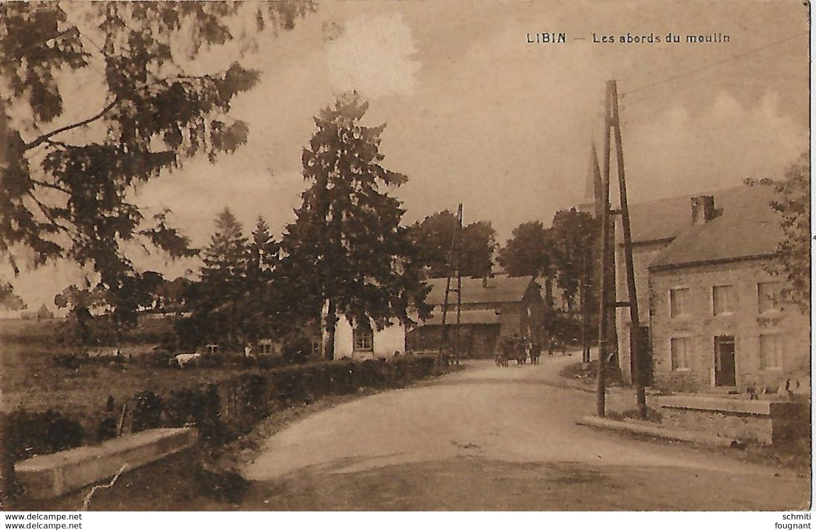-LIBIN:les Abords Du Moulin,au Fond Personnes Et Attelages.Oblitération Libin En 1932- - Libin
