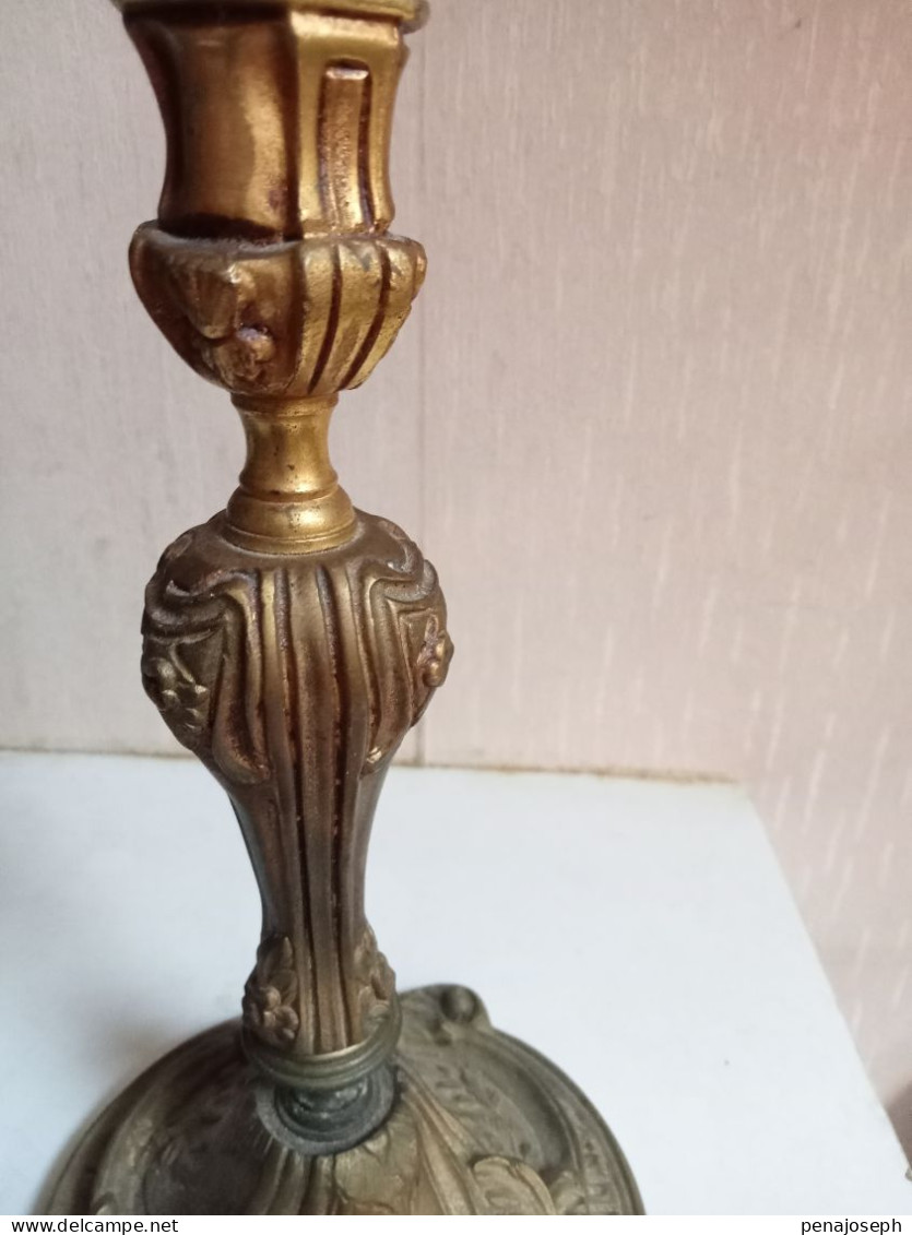 Bougeoir En Bronze Doré Du XIXème Hauteur 23,5 Cm éléctrifié - Candelabri E Candelieri