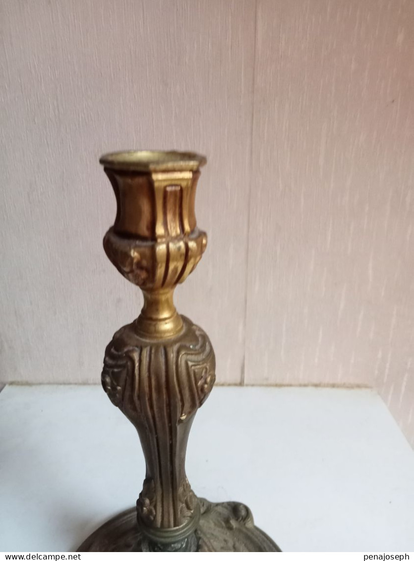 Bougeoir En Bronze Doré Du XIXème Hauteur 23,5 Cm éléctrifié - Candelabri E Candelieri