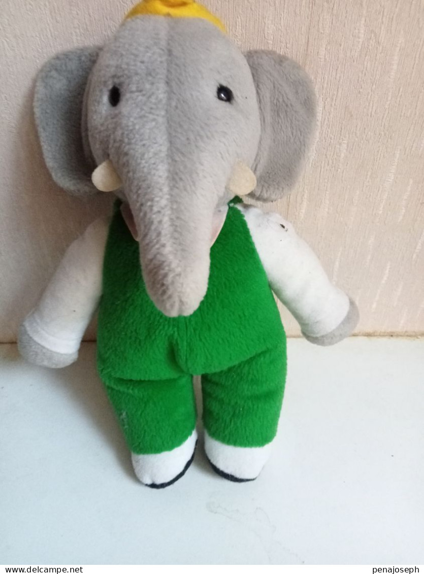 peluche babar hauteur 22 cm