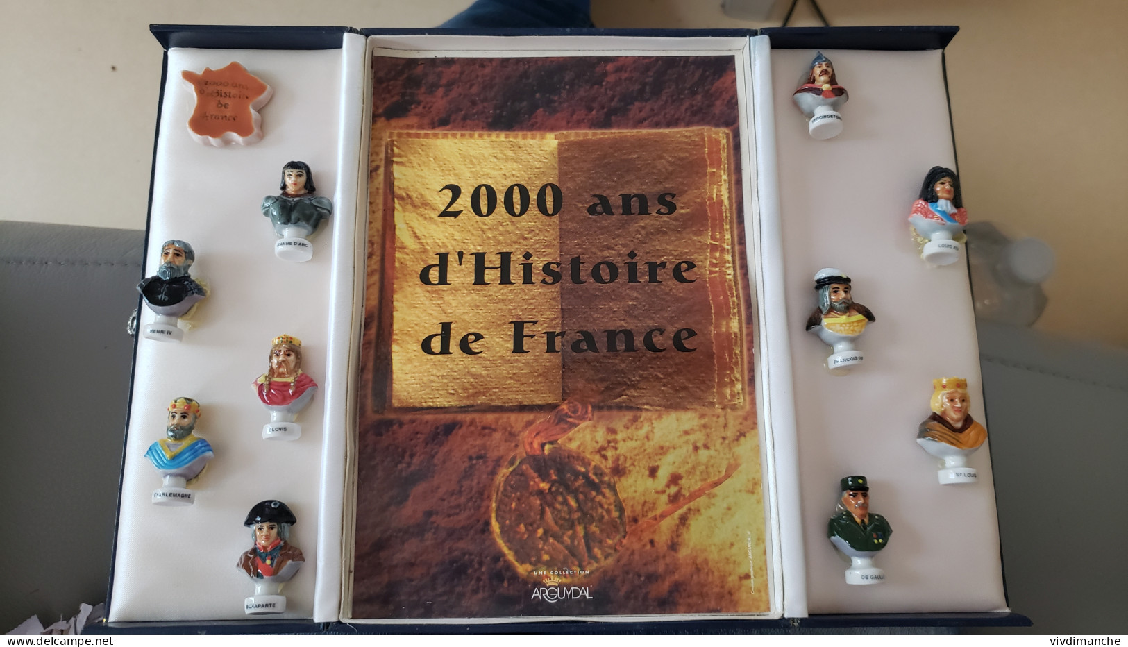 Histoire - 2000 ANS D'HISTOIRE DE FRANCE - COFFRET DE FEVES BRILLANTES