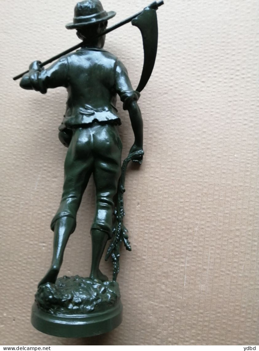 UNE SCULPTURE- LE FAUCHEUR  PAR ROUSSEAU - Metal