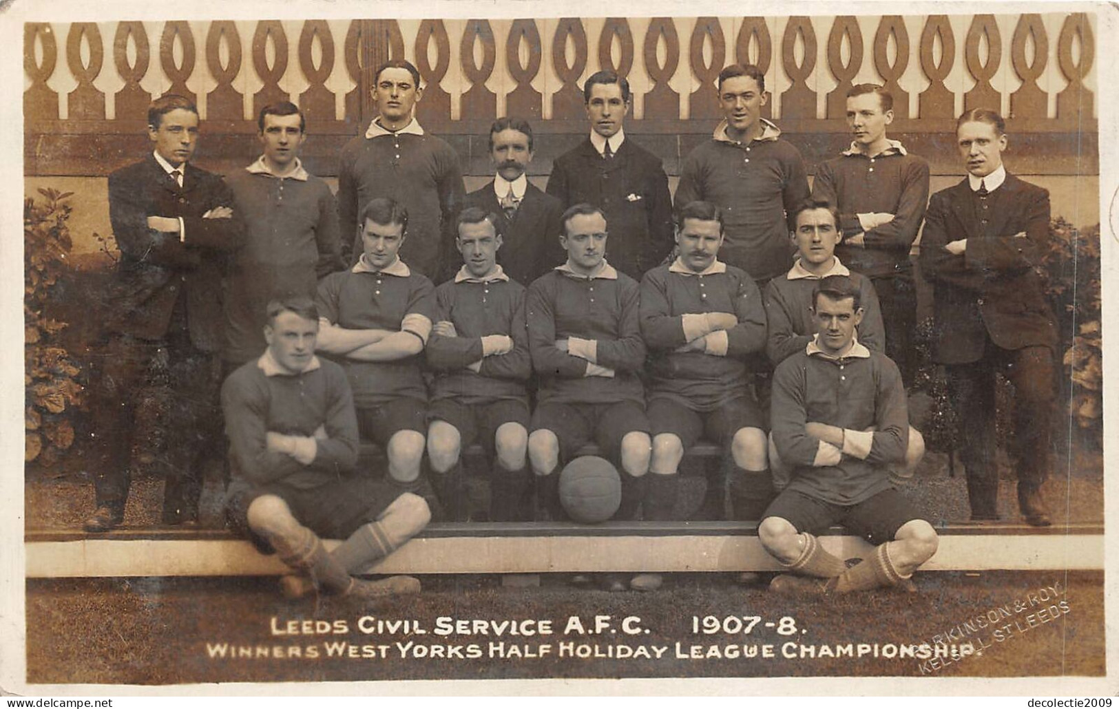 Uk40622 Leeds Civil Service Uk Football Soccer Team - Leeds