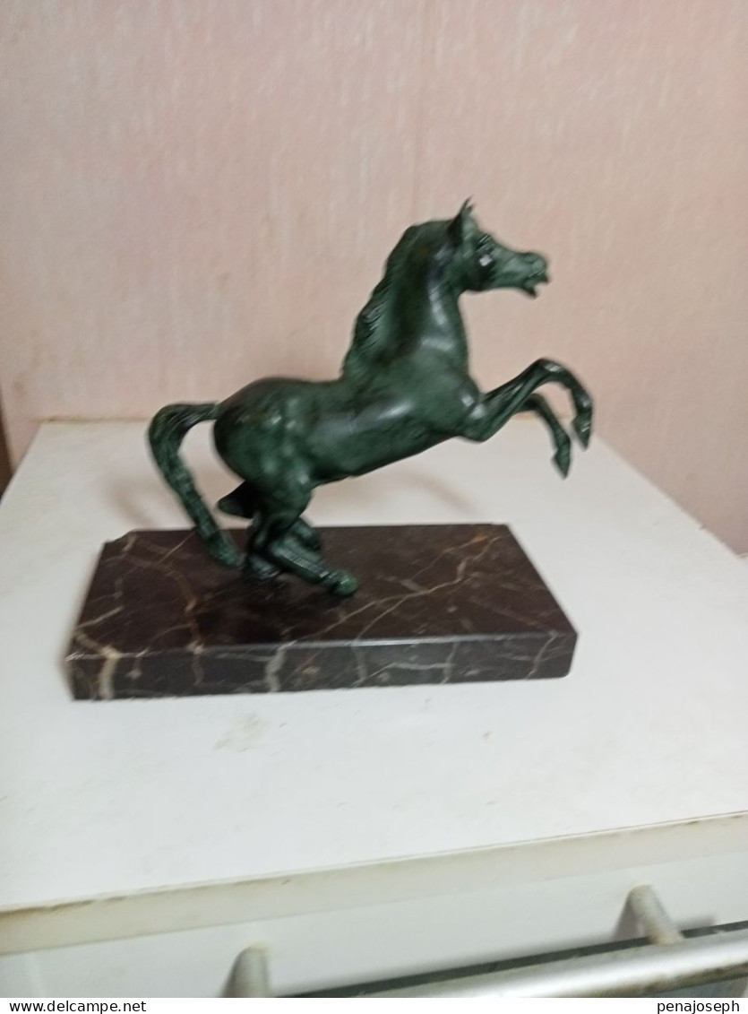 Statuette Cheval En Régule Sur Support Marbre Longueur 18 Cm - Métal