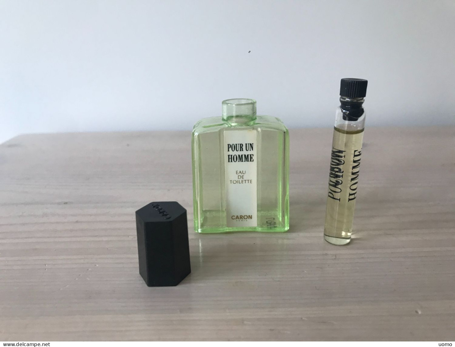 Pour Un Homme EDT 2 Ml (vintage) - Miniaturen Herrendüfte (mit Verpackung)