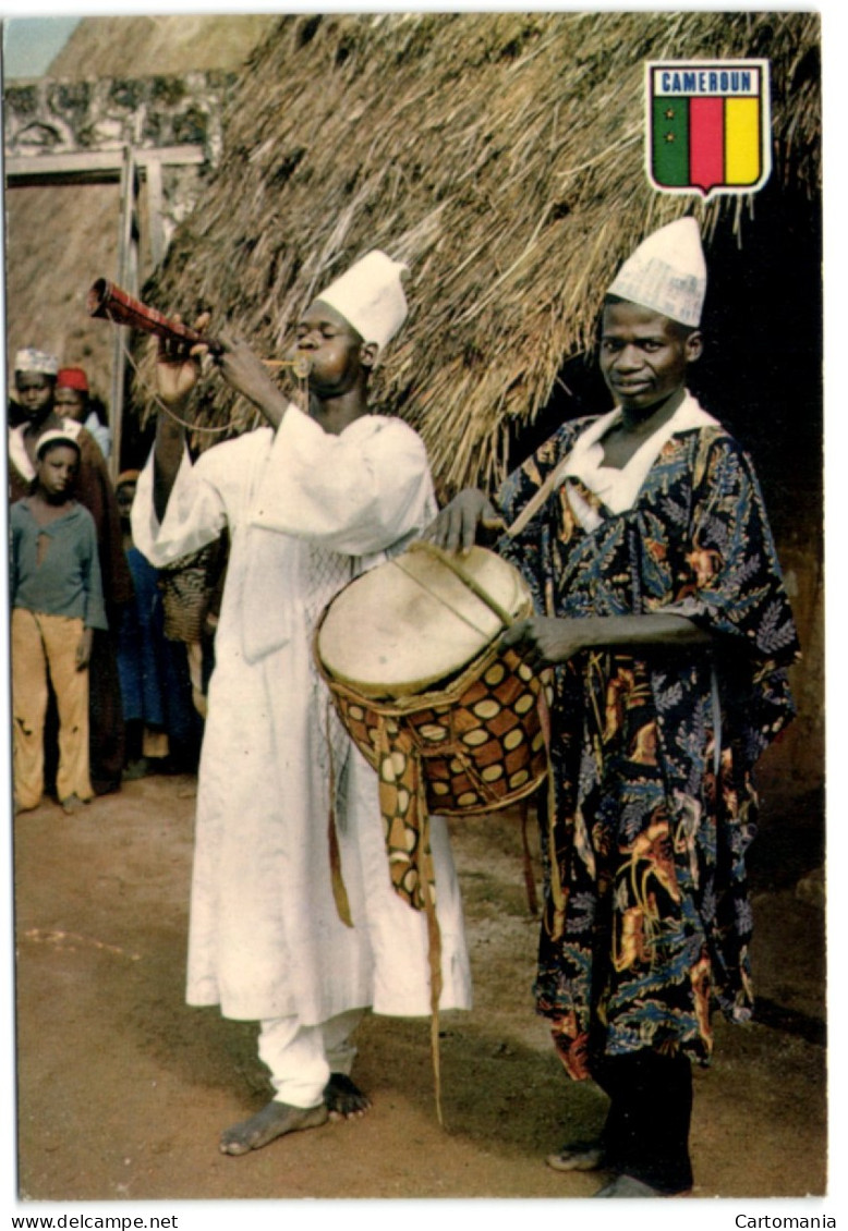 République Fédérale Du Cameroun - Musicien Au Village - Cameroun