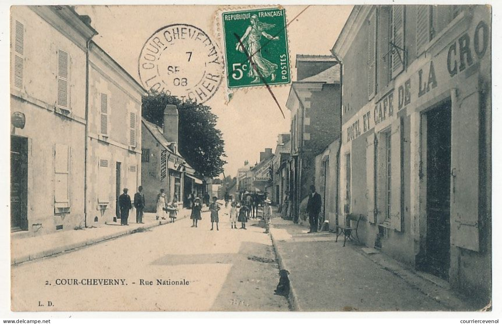 CPA - COUR-CHEVERNY (Loir Et Cher) - Rue Nationale - Cheverny