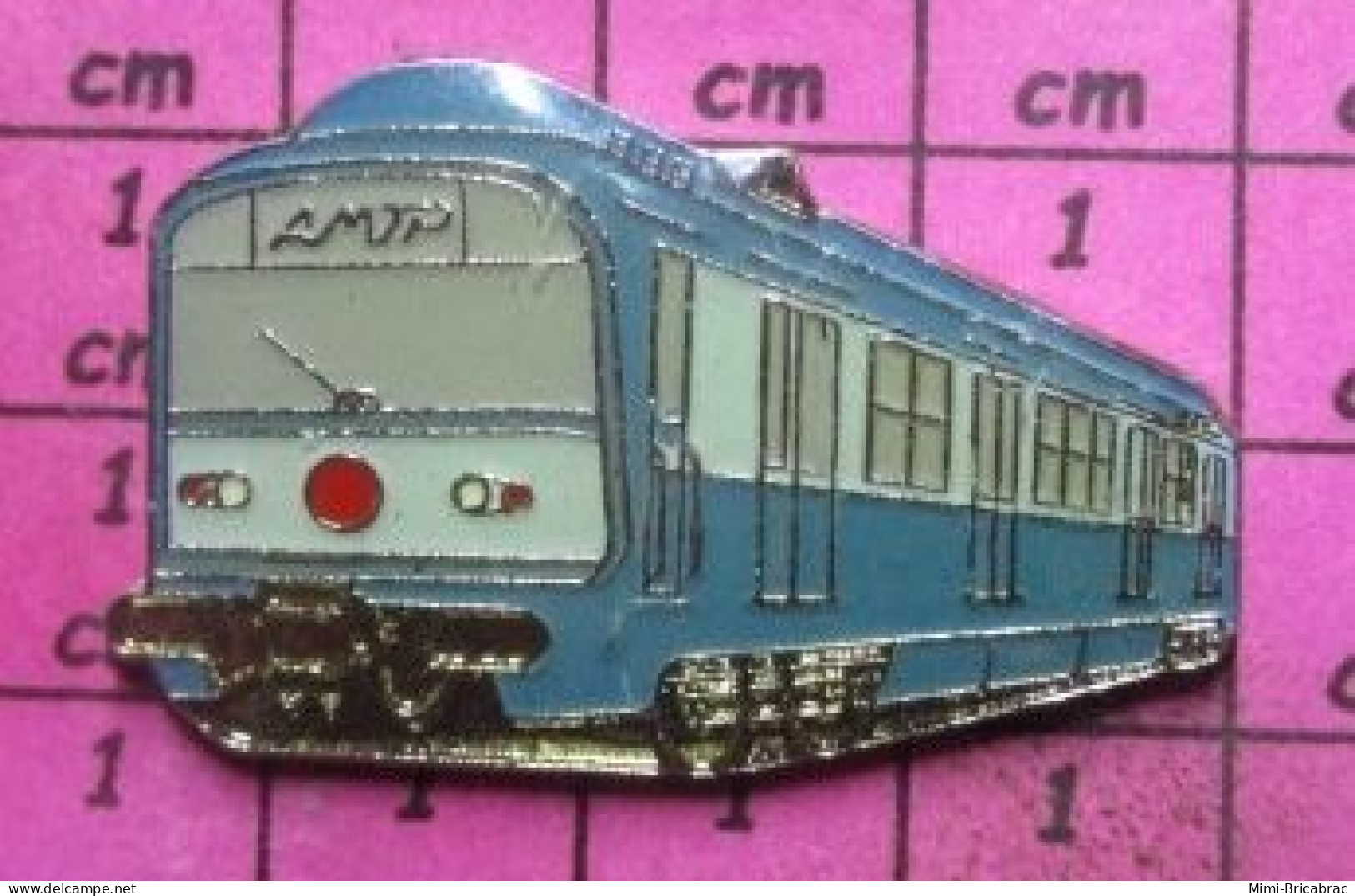 918A Pin's Pins / Beau Et Rare / TRANSPORTS / RAME DE METRO AMTP PATRIMLOINE FERROVIAIRE - TGV