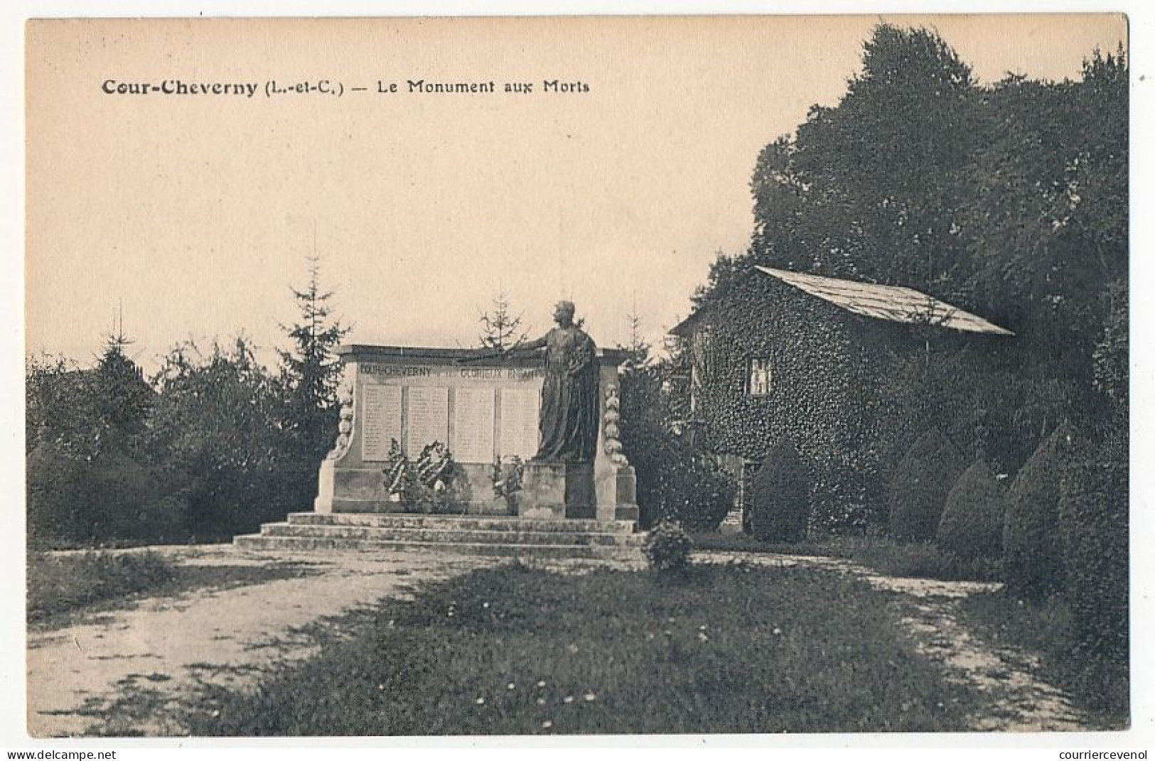 CPA - COUR-CHEVERNY (Loir Et Cher) - Le Monument Aux Morts - Cheverny