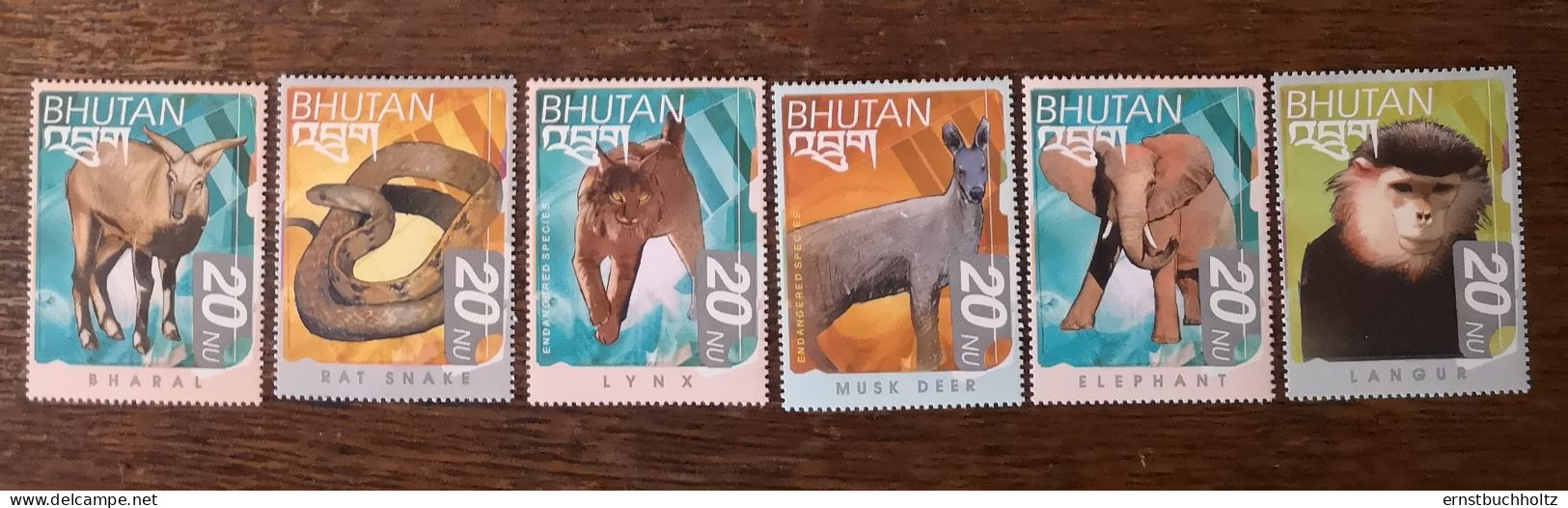 Bhutan 1999 Moschustier Luchs Affe Schlange Elefant Mi 2040/45** - Bhoutan