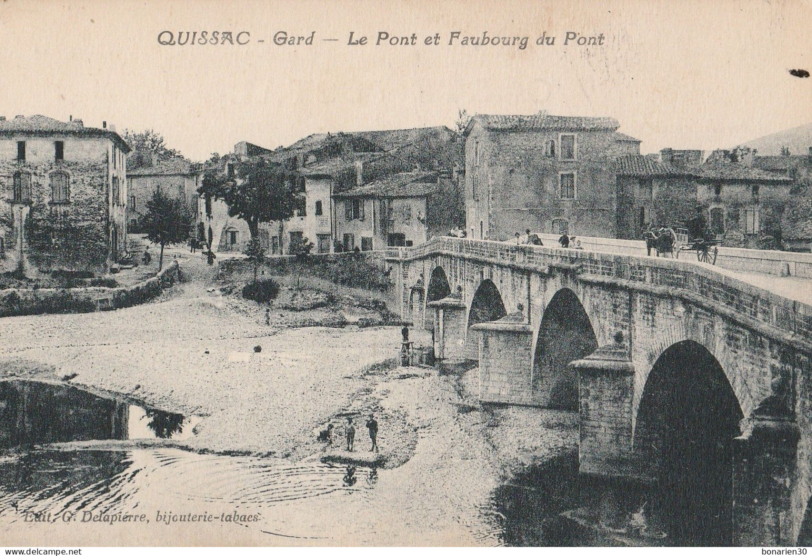 CPA 30  QUISSAC LE PONT  ET FAUBOURG DU PONT - Quissac