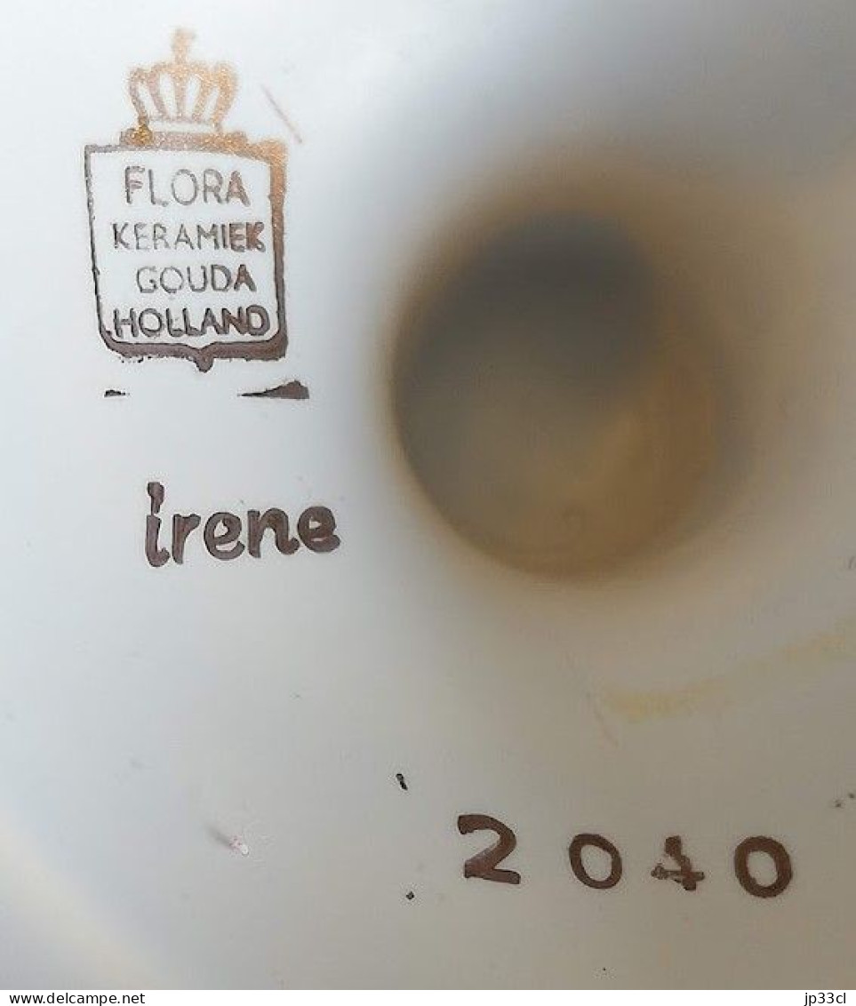 Vase En Forme D'amphore Signé "Flora Keramiek Gouda Holland Irene 2040" - Gouda (NLD)