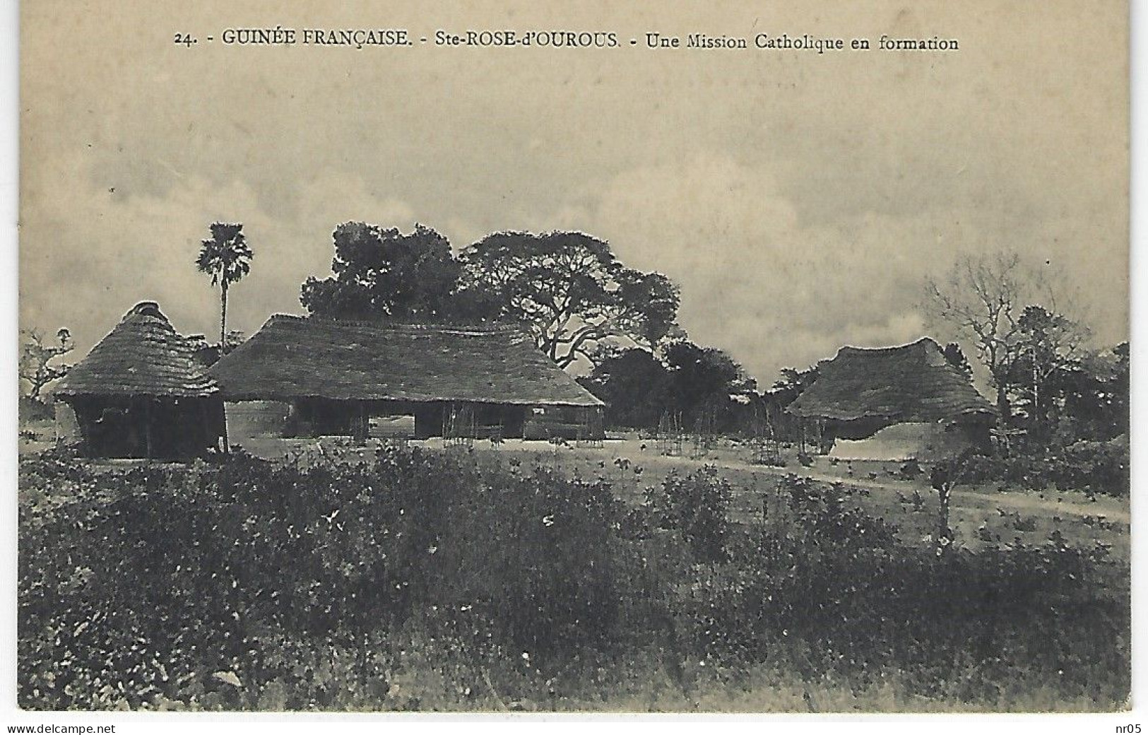 GUINEE FRANCAISE ( Afrique ) - SAINTE ROSE D'OUROUS - Une Mission Catholique En Formation - Guinée Française