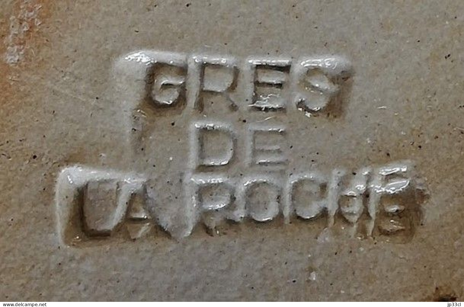 Cendrier En Grès De La Roche Avec Signature - Gouda (NLD)