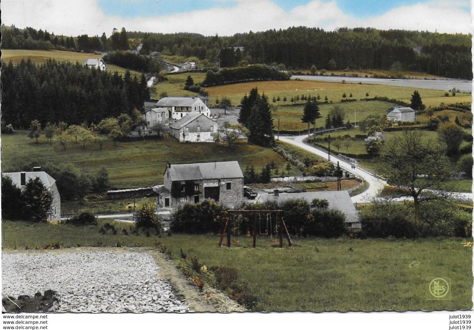 Julot1939 ....  LESSE ..-- Route De MAISSIN . Vers VERVIERS ( Melle J. KLEIN ) . Voir Verso . - Libin