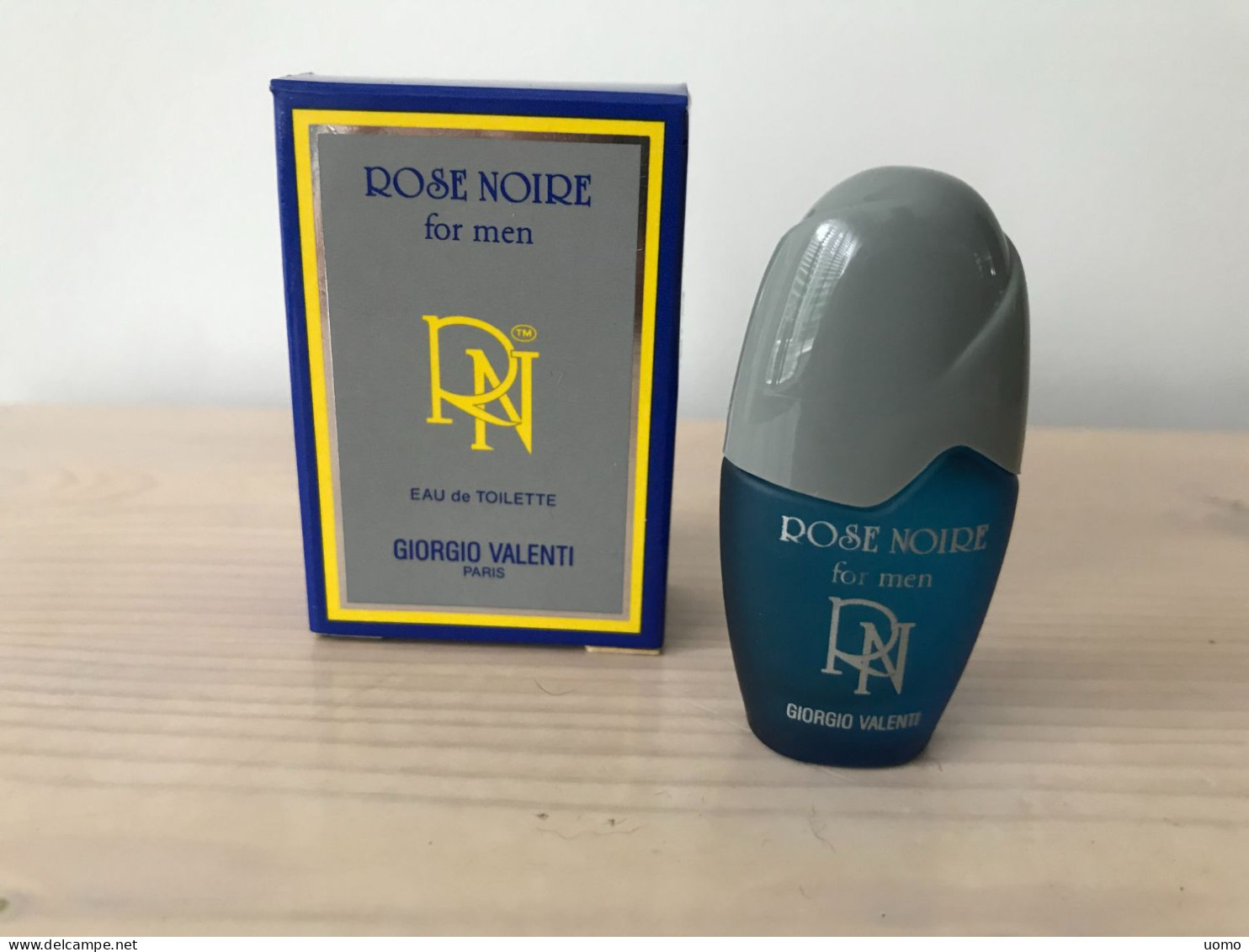 Valenti, Giorgio  Rose Noir For Men EDT 5 Ml - Miniaturen Herrendüfte (mit Verpackung)